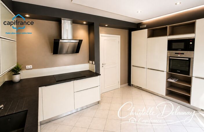 Appartement duplex d’exception de 183 m² avec jardin privatif et terrasse de 107 m² — photo 5