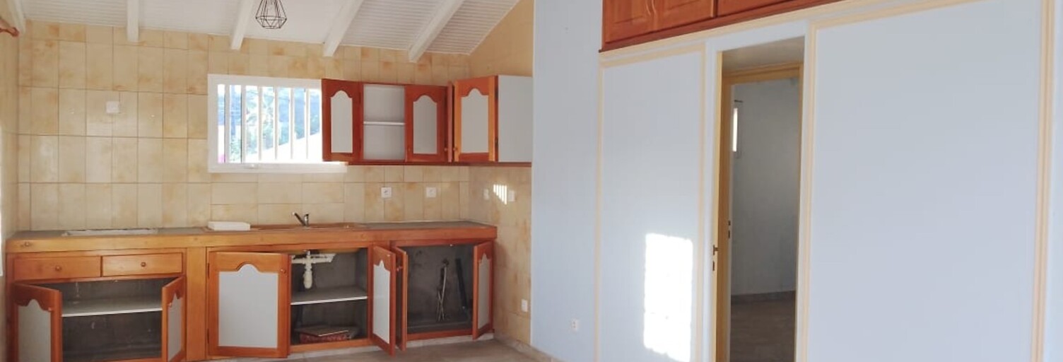 Maison 8 Pièces 120 m² à vendre à Baillif (97123)