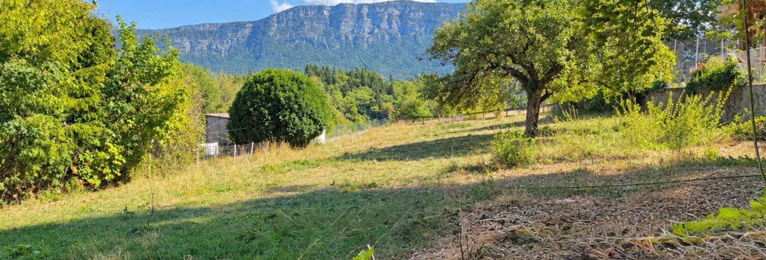 Terrain  578 m² à vendre à Dullin (73610)