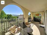 Domaine et golf de Pont royal appartement de 64 m² .  Terrasse avec vue dégagée,  Piscine résidentielle, Garage box fermé, cave — photo 2