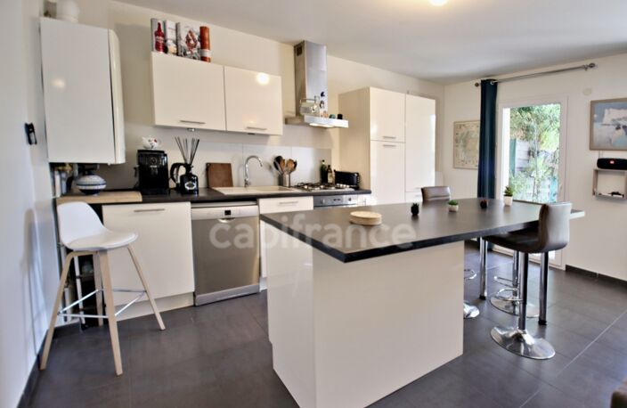 Appartement en rez-dejardin à vendre 3 pièces de 67 m² SCIEZ (74) — photo 4