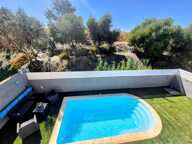 BAGES - EXCLUSIVITE - Maison 3 faces de 110 m² avec piscine, jardin et prestations de qualité — photo 2