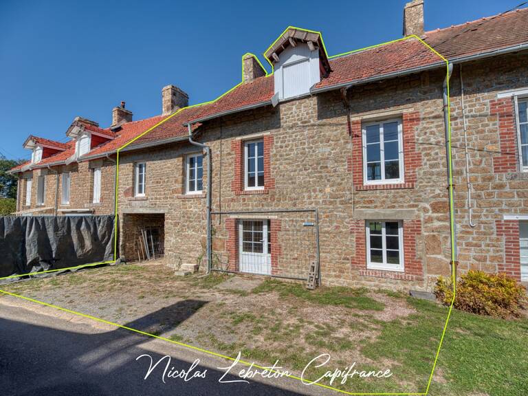 ATHIS-DE-L'ORNE – MAISON À RÉNOVER AVEC BEAU POTENTIEL — photo 1