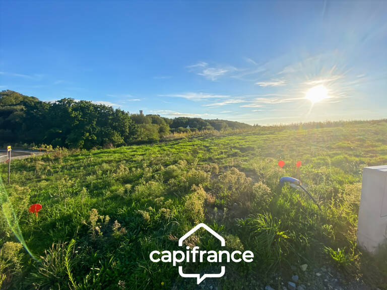 À VENDRE - LOPERHET (29470) - TERRAIN CONSTRUCTIBLE - 535 M² - LIBRE CONSTRUCTEUR — photo 1