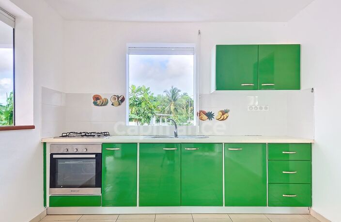 Maison T2 à louer - 1 chambre, location nue, jardin - Néron, LE MOULE (971) — photo 3