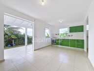 Maison T2 à louer - 1 chambre, location nue, jardin - Néron, LE MOULE (971) — photo 4