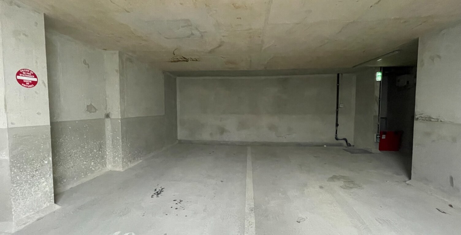 Parking intérieur sécurisé — photo 1