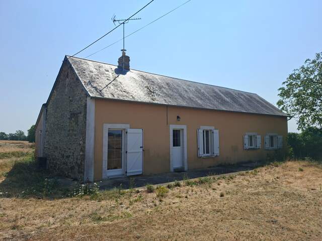 Longère au milieu de champs, Proche Saint Léonard des Bois, 1500 à 7000 m2 terrain sans supp prix, combles aménageables — photo du bien
