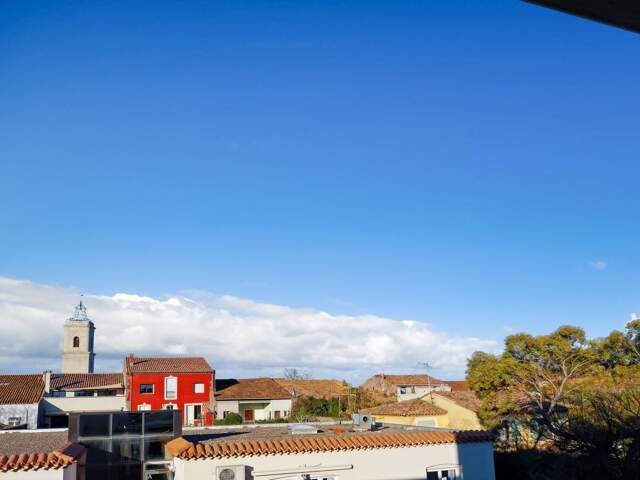 Vente appartement duplex lumineux à Marseillan avec box fermé — photo du bien