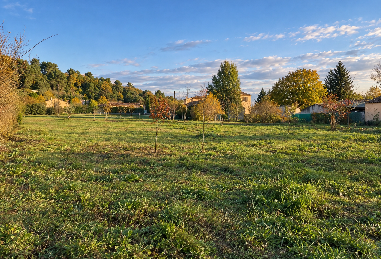 Vente terrain à construire 600 m² La Fare-les-Oliviers (13580) — photo 1