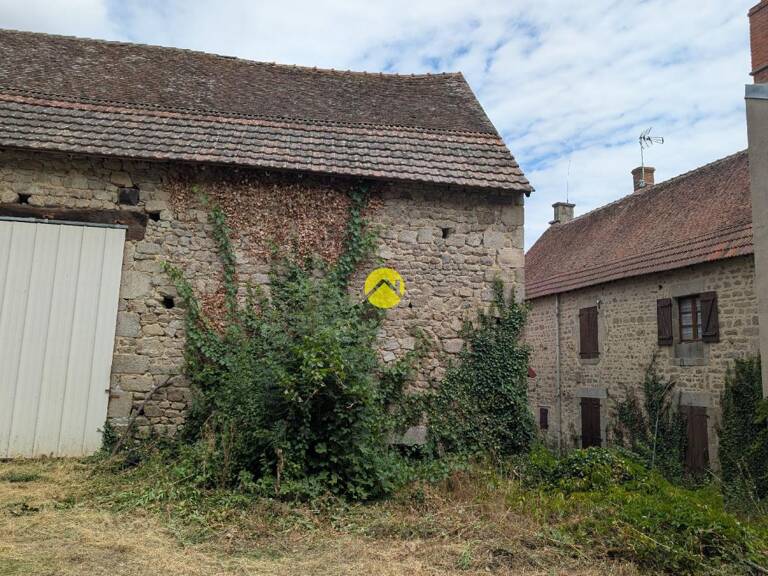 UN AUTHENTIQUE ENSEMBLE EN PIERRE A — photo 1