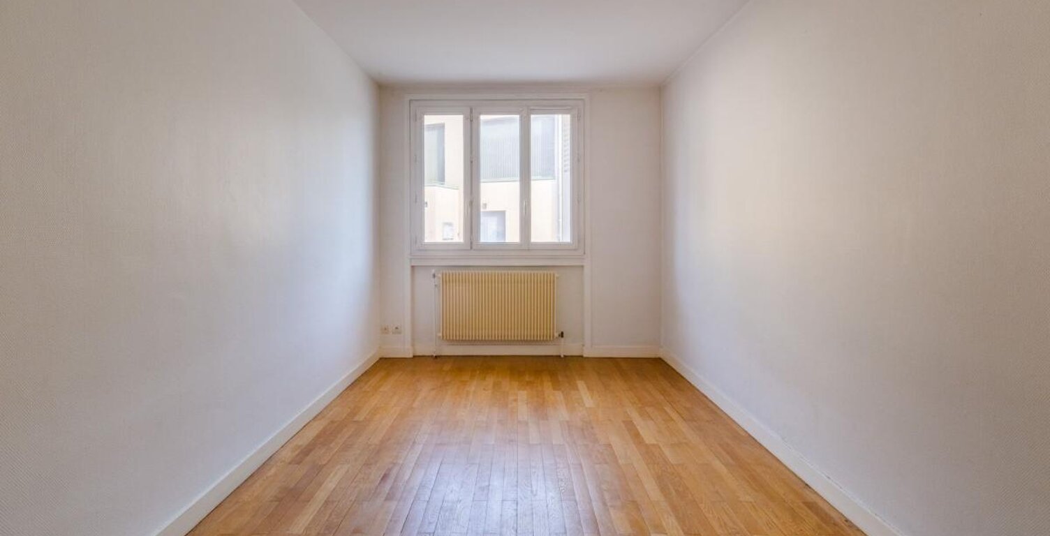 LYON 7ᵉ — EXCLUSIVITE - Bien modulable | Investissement | Professions libérales | Rénovation énergétique votée | Debourg - Jean Jaurès — photo 1
