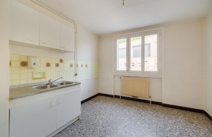 LYON 7ᵉ — EXCLUSIVITE - Bien modulable | Investissement | Professions libérales | Rénovation énergétique votée | Debourg - Jean Jaurès — photo 3