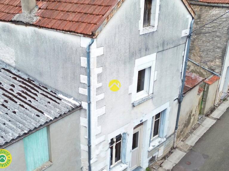 MAISON DE VILLAGE AVEC JARDIN — photo 1