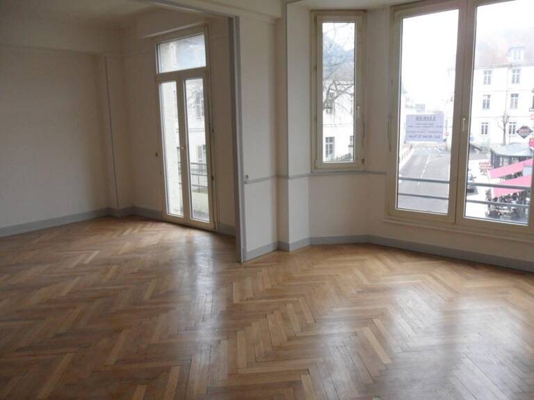 Spaciaux appartement de 148 m² - Centre Ville de Vesoul — photo 1