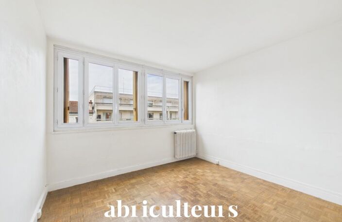 Excellent potentiel pour ce 3 pièces plein sud en vente à Montreuil (93100) — photo 3