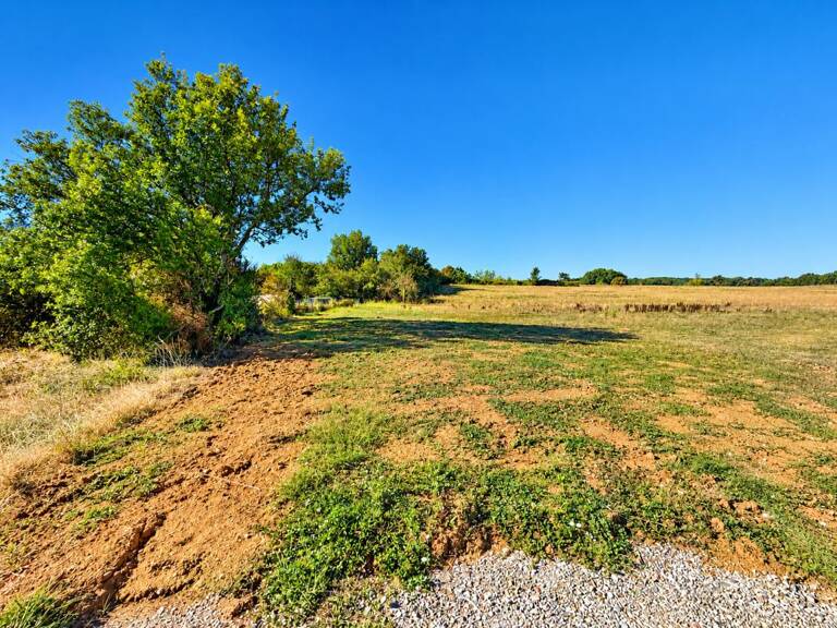 TERRAIN CONSTRUCTIBLE 2959m2 VIABILISE AU CALME — photo 1