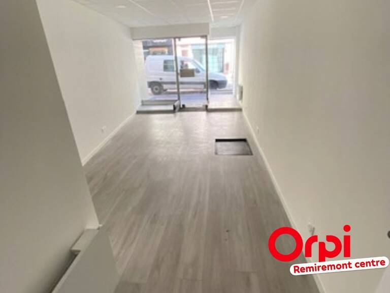 Bien Commercial À Louer — photo 1