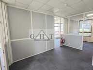 BUREAU DE 103 m² A LA LOCATION A LE PLESSIS-BELLEVILLE ; — photo 3
