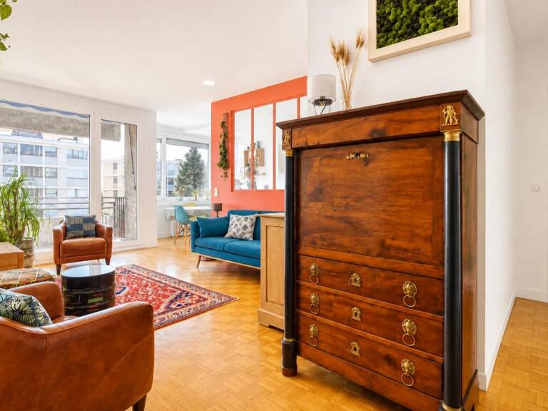 Appartement 4 pièces de 78 m² à Suresnes — photo 1