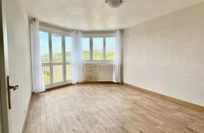 Appartement de 4 pièces de 92 m² à Nogent-sur-Oise — photo du bien