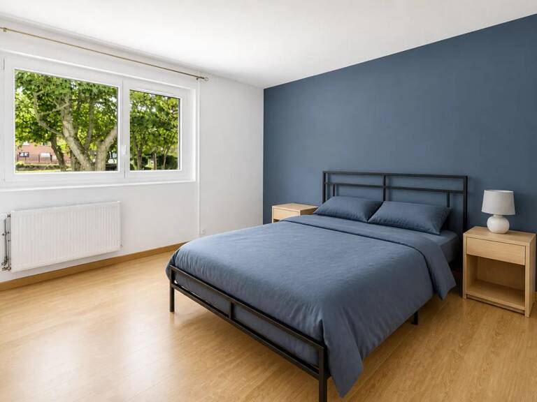 Appartement F4 de 76m2 en rez-de-chaussée dans résidence rénovée — photo 1