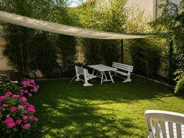 Maison Rueil-Malmaison – Belles Rives – 161 m² – 3 chambres – Garage – RER A à pied — photo du bien