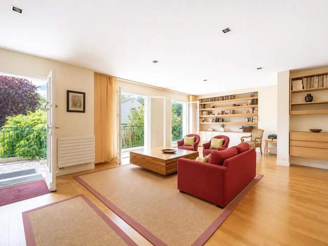 Maison Rueil-Malmaison – Belles Rives – 161 m² – 3 chambres – Garage – RER A à pied — photo du bien