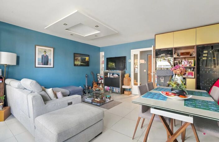 Appartement de 4 pièces de 83 m² à Suresnes — photo 2