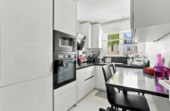 Appartement de 4 pièces de 83 m² à Suresnes — photo 5