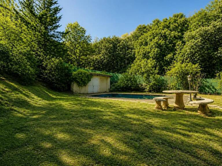 Maison de 8 pièces de 169 m² à Saint-Pons-de-Thomières — photo 1