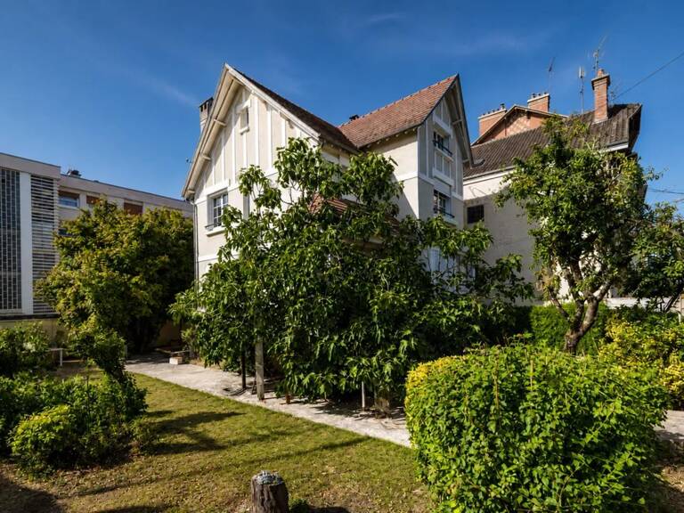 Maison de 8 pièces de 160 m² à Troyes — photo 1