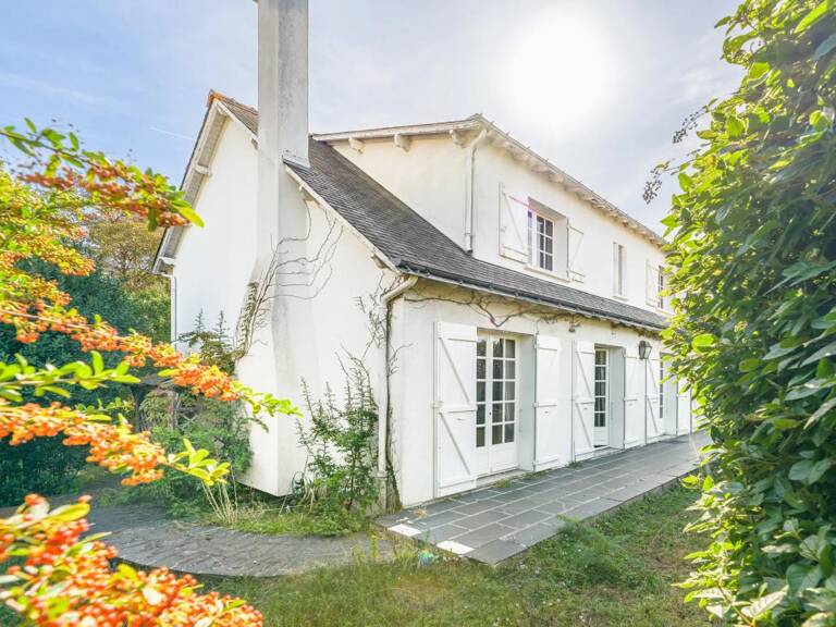 MAISON STYLE DE MAITRE DE 132M2- 4 CHAMBRES-JARDIN ET GARAGE — photo 1