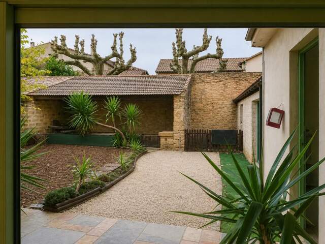 Charme ancien à Pignan : appartement 98 m² avec jardin — photo du bien