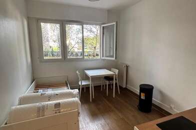 Appartement 1 pièces 700 €