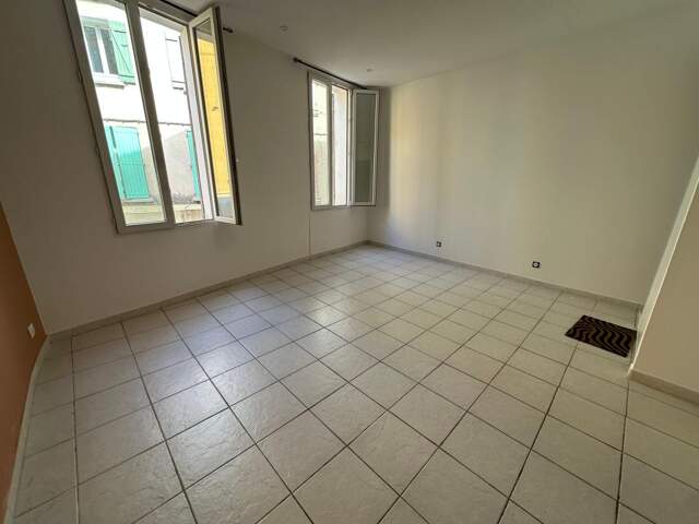 Appartement À Louer T3 54M2 — photo du bien