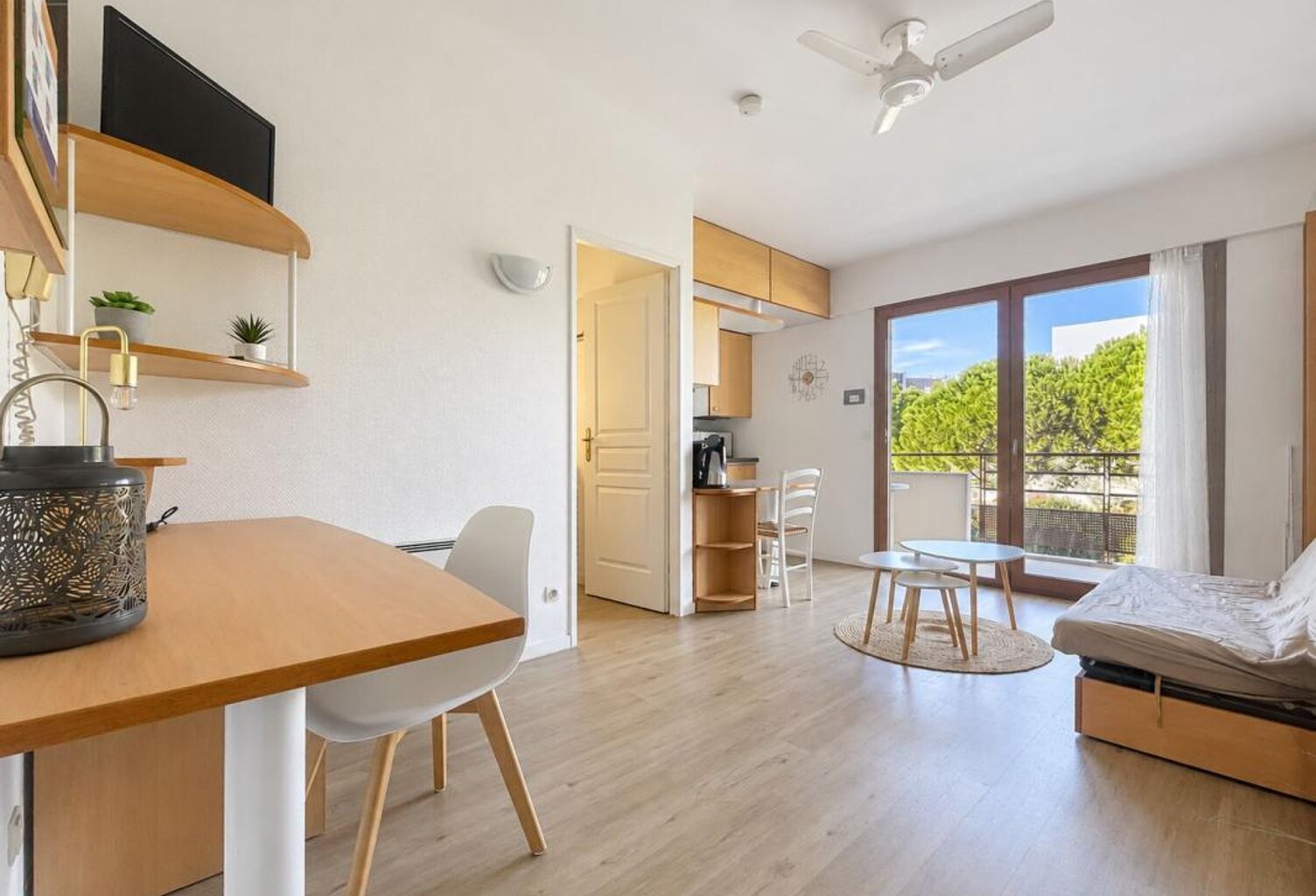 APPARTEMENT T2 + TERRASSE ET PARKING AUX MINIMES — photo 1