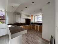 À LOUER – Appartement rénové 91,5 m² avec balcon, 3 chambres et stationnement – Centre-ville de Rive-de-Gier — photo 3