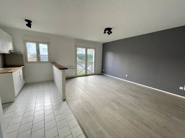 Appartement 2 pièces à louer - Epône — photo 1