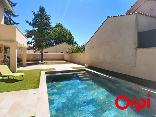 LE PONTET – MAISON 156 M² – 2 APPARTEMENTS – PISCINE – 5 CHAMBRES – GARAGE — photo du bien