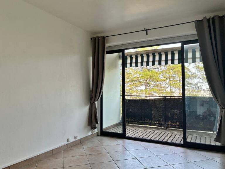 Appartement À Vendre — photo 1