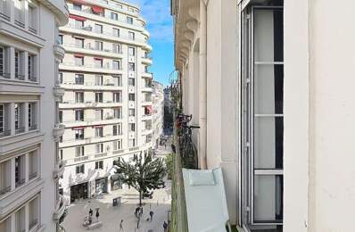 Rue Émile Zola, entre la place des Jacobins et la place Bellecour, au cœur de la Presqu'île — photo du bien