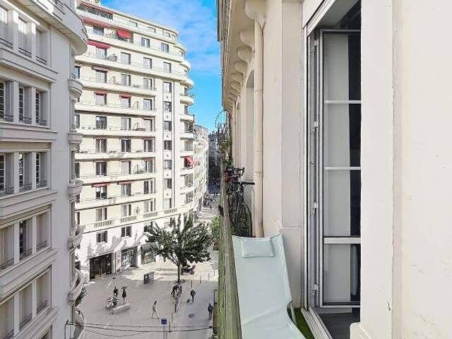 Rue Émile Zola, entre la place des Jacobins et la place Bellecour, au cœur de la Presqu'île — photo du bien