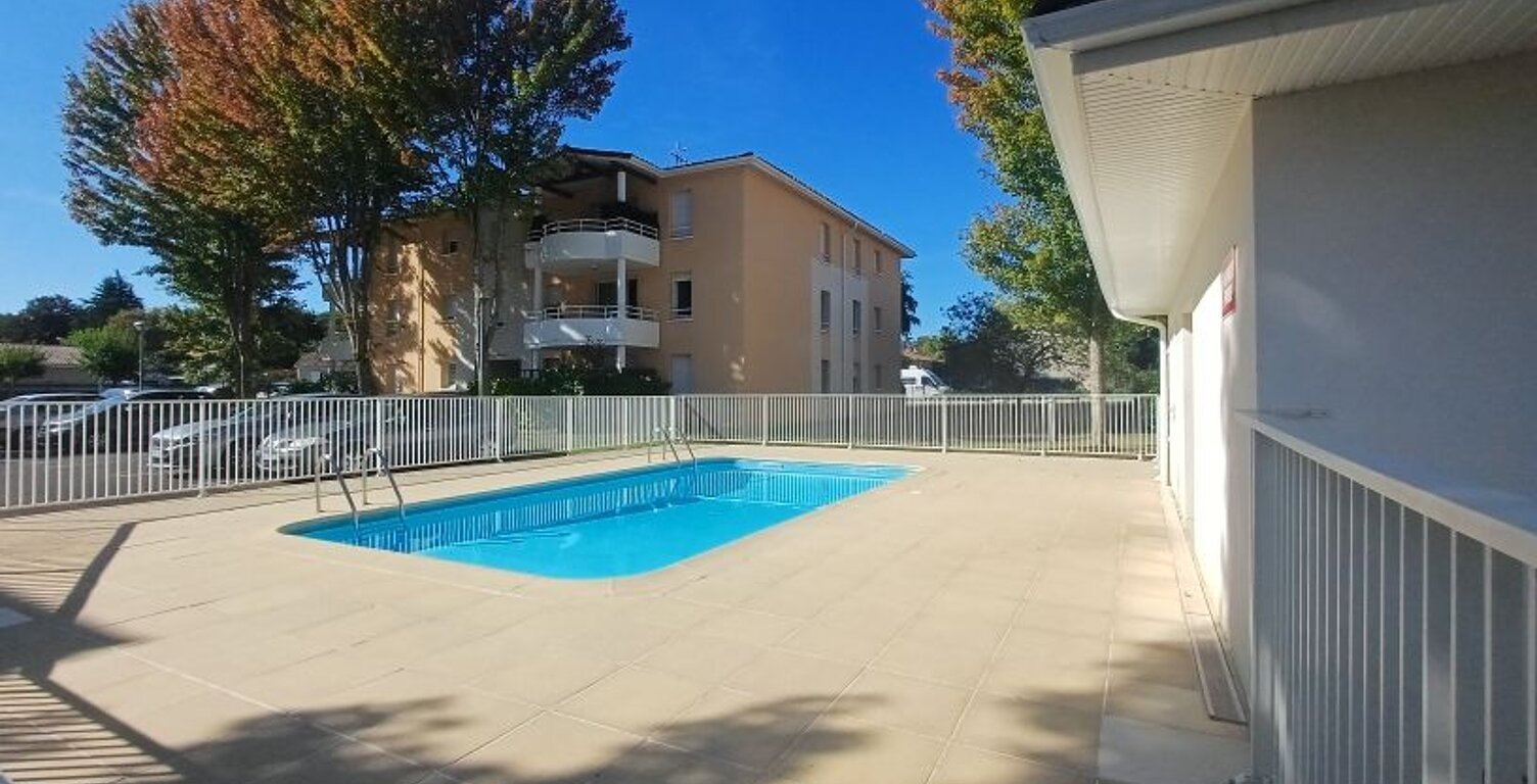 T3 meublé à louer avec balcon - piscine - SAINT PIERRE DU MONT — photo 1