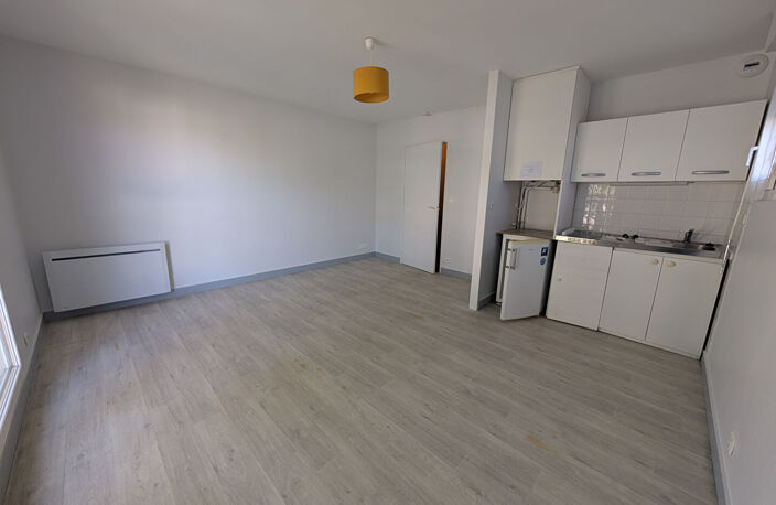 Appartement Saint Cyr Sur Loire 1 pièce(s) 28 m2 — photo 4