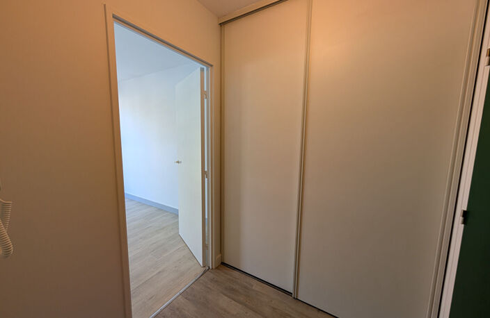 Appartement Saint Cyr Sur Loire 1 pièce(s) 28 m2 — photo 5