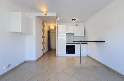Appartement À Vendre — photo du bien