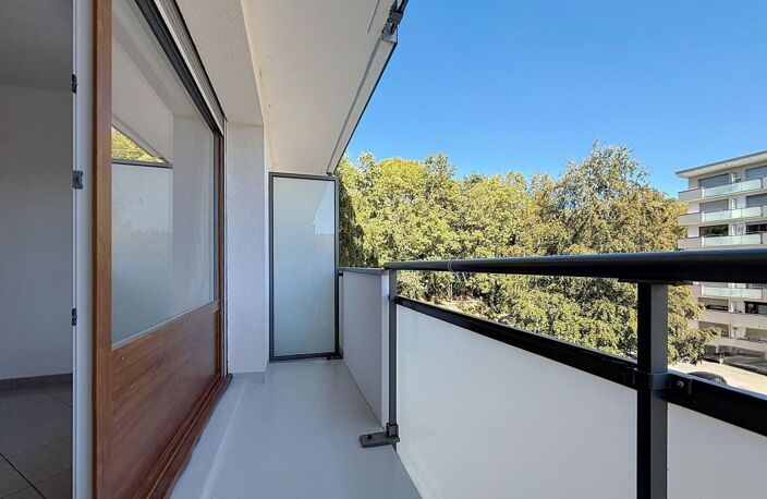 Appartement À Vendre — photo 2