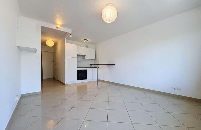 Appartement À Vendre — photo 3