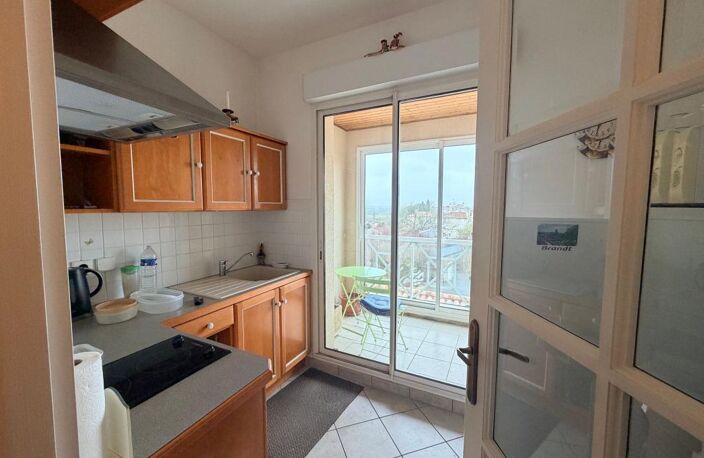 Appartement À Vendre — photo 2